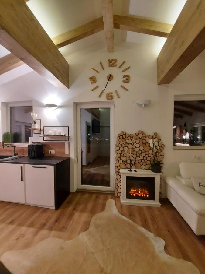 Ferienwohnung Auszeit Steiraland Penthouse 9 Mit Grossen Balkon Und Parkplatz Leoben  Exterior foto