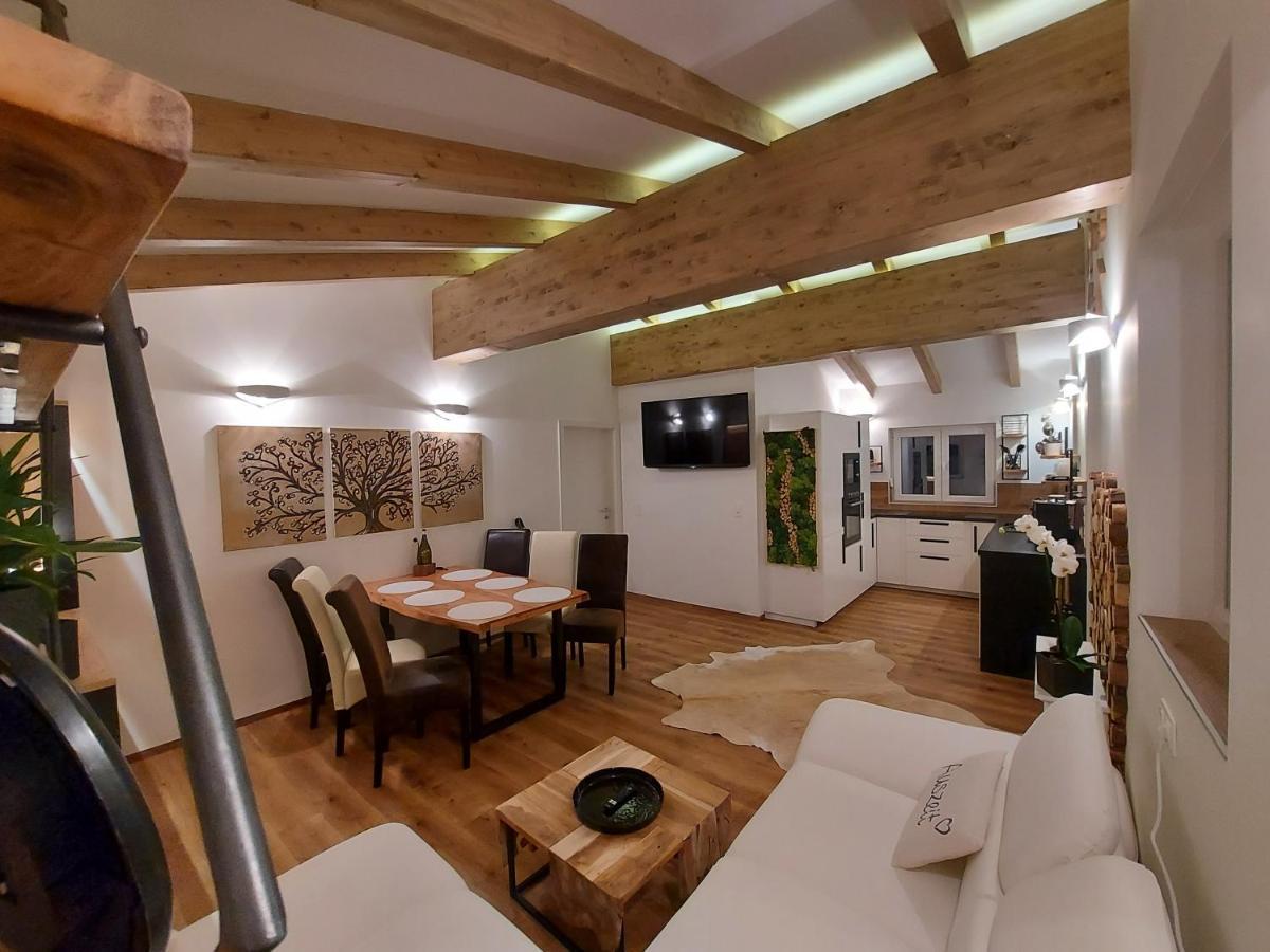Ferienwohnung Auszeit Steiraland Penthouse 9 Mit Grossen Balkon Und Parkplatz Leoben  Exterior foto