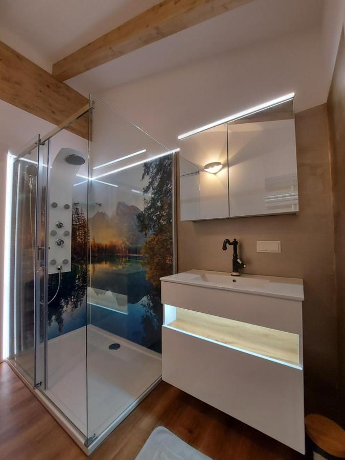 Ferienwohnung Auszeit Steiraland Penthouse 9 Mit Grossen Balkon Und Parkplatz Leoben  Exterior foto