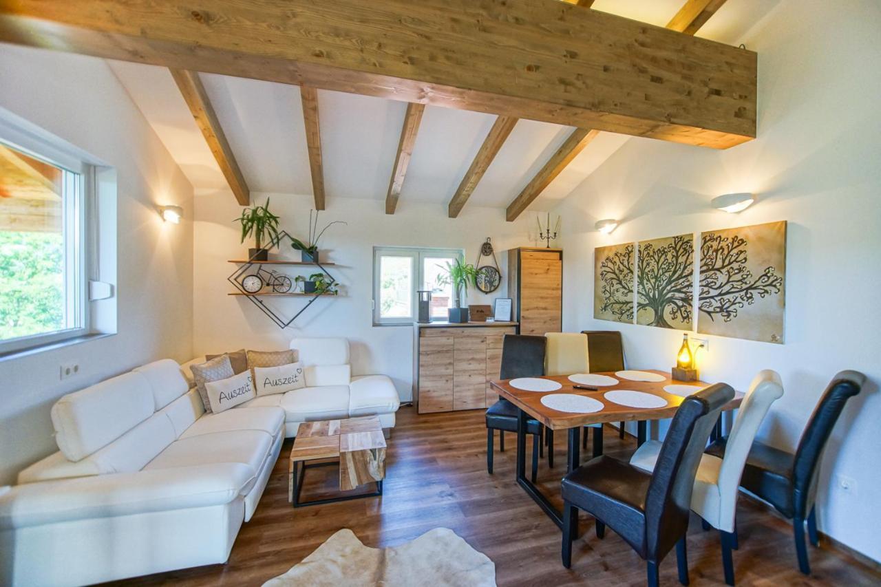 Ferienwohnung Auszeit Steiraland Penthouse 9 Mit Grossen Balkon Und Parkplatz Leoben  Exterior foto